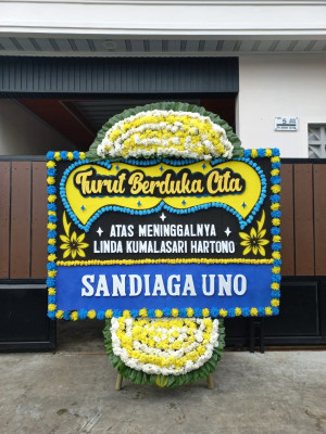 Papan Bunga Duka di Pantai Johor